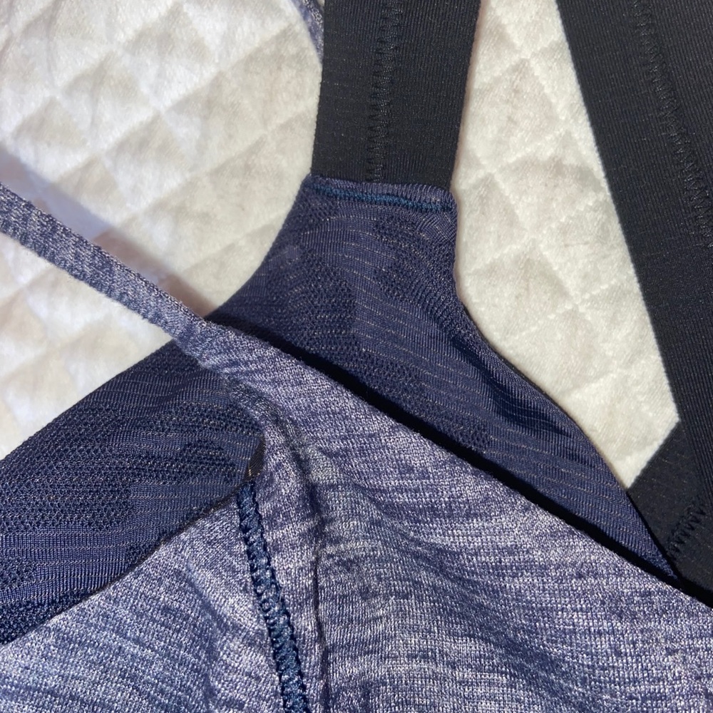 Lululemon  Run For Gold Tank - Picture 3 of 9